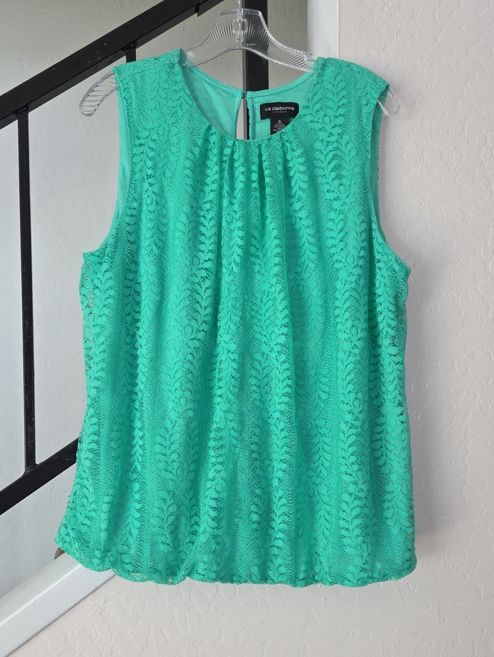 Liz Claiborne Mint Green Lace Sleeveless Shell Size XL